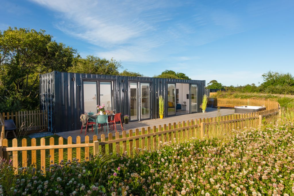 Exterior of Serpentine Cabin holiday accommodation